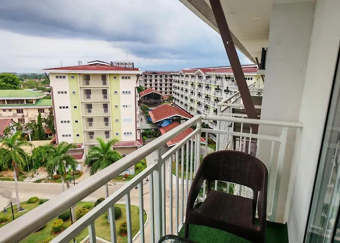 Azur A731, Amani Residences, 5 Minutes Airport, Netflix, Stylish, Cozy With Luxurious Swimming Pool Appartement Lapu-Lapu City