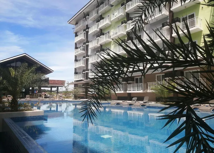 Azur A731, Amani Residences, 5 Minutes Airport, Netflix, Stylish, Cozy With Luxurious Swimming Pool *